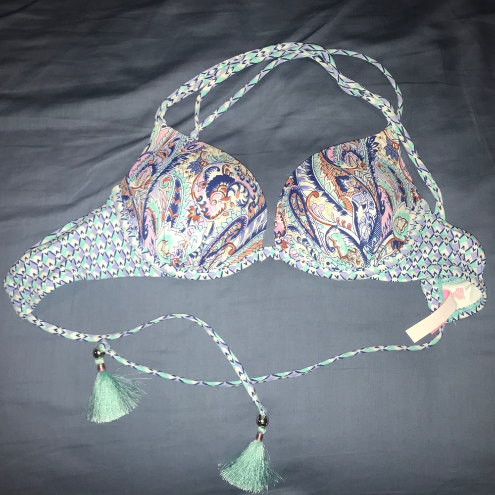 Victoria’s Secret Bathing Suit Top